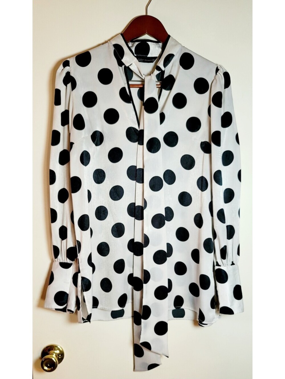 Zara Woman Black and White Polka Dot Blouse with Pearl Button Cuffs 12